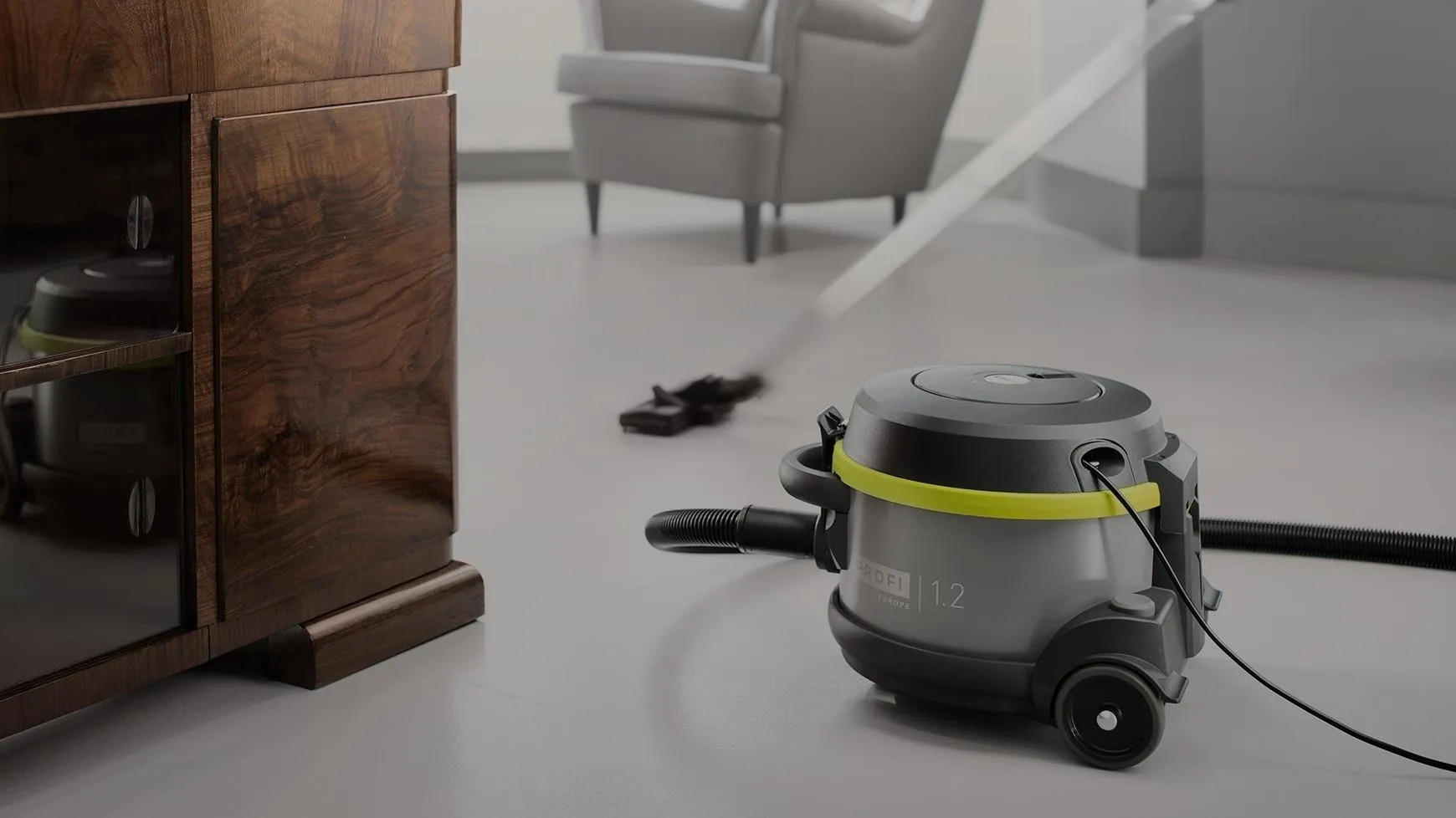 Dry vacuum cleaners
